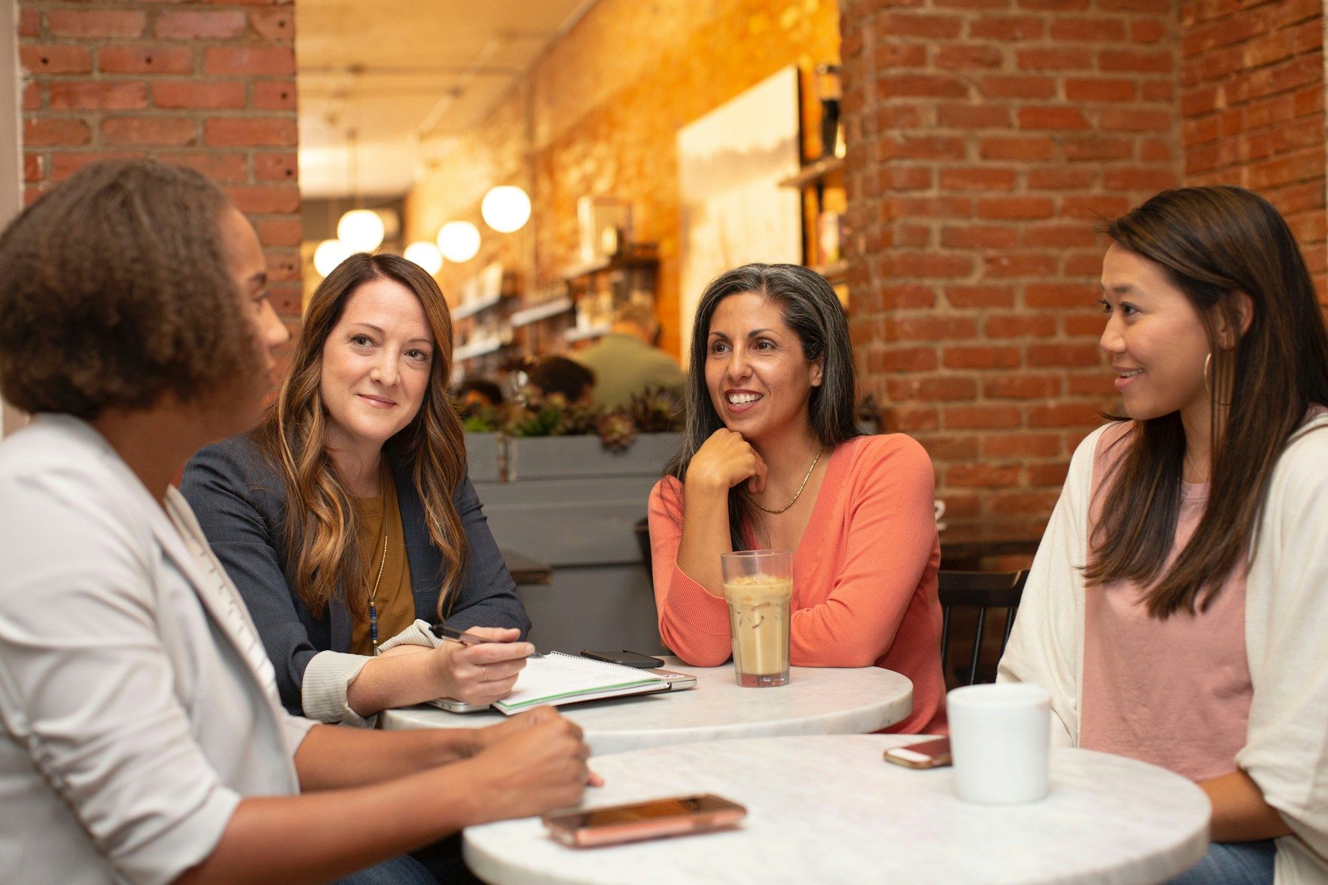 https://bucket-growthfaculty-strapi-prod-images.s3.ap-southeast-2.amazonaws.com/linkedin_sales_solutions_Ijk_I_Oe_2f_F4_unsplash_1_ad0a376483.jpg