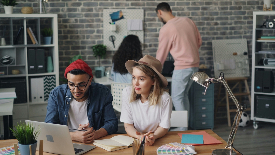https://bucket-growthfaculty-strapi-prod-images.s3.ap-southeast-2.amazonaws.com/vitaly_gariev_7rdk_Wz20_R7_A_unsplash_1f6700395c.jpg